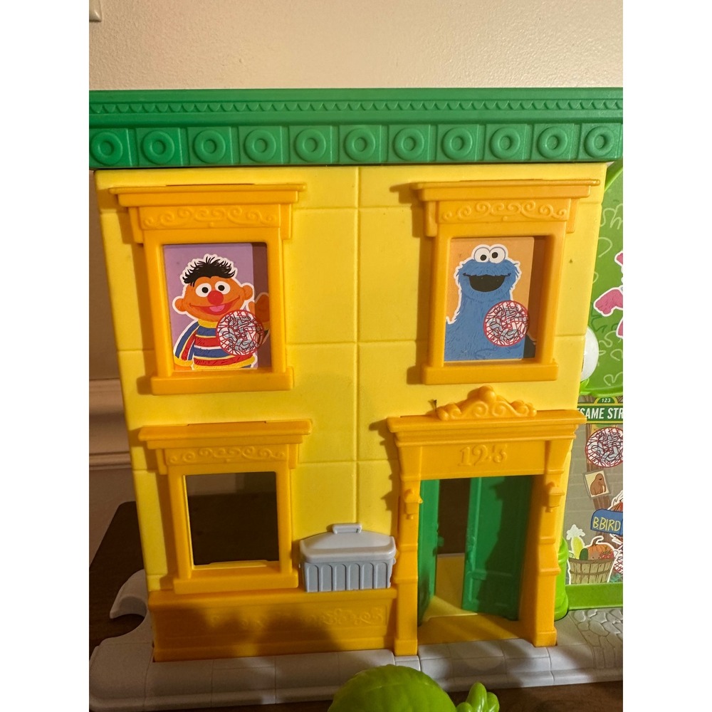 Sesame Street Neighborhood Playset 123 Building Figures Cookie Monster Ernie - Picture 4 of 8